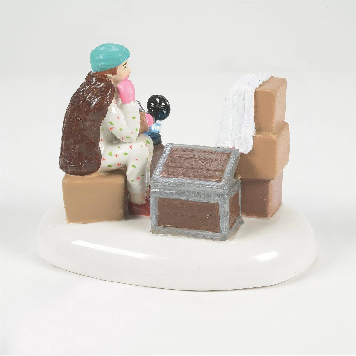 Department 56 An Attic Of Christmas Memories - Image 3